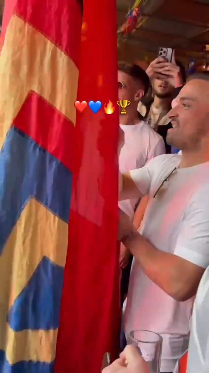 Xherdan Shaqiri led his boyhood team FC Basel to their first league title in eight years and this is how the fans celebrated 🏆 He finished the league season with the most goals and assists 🍷