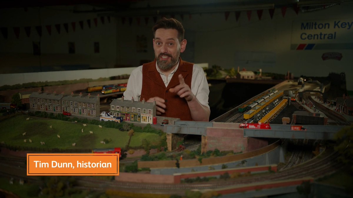 Did you know Britain's railway has its own miniature❓ 🎬 Tim Dunn goes behind the scenes at our test tracks, which mimic the mainline railway on a small scale. All to give you better, more reliable services: 👉 #TechTuesday #RailTech #Innovation