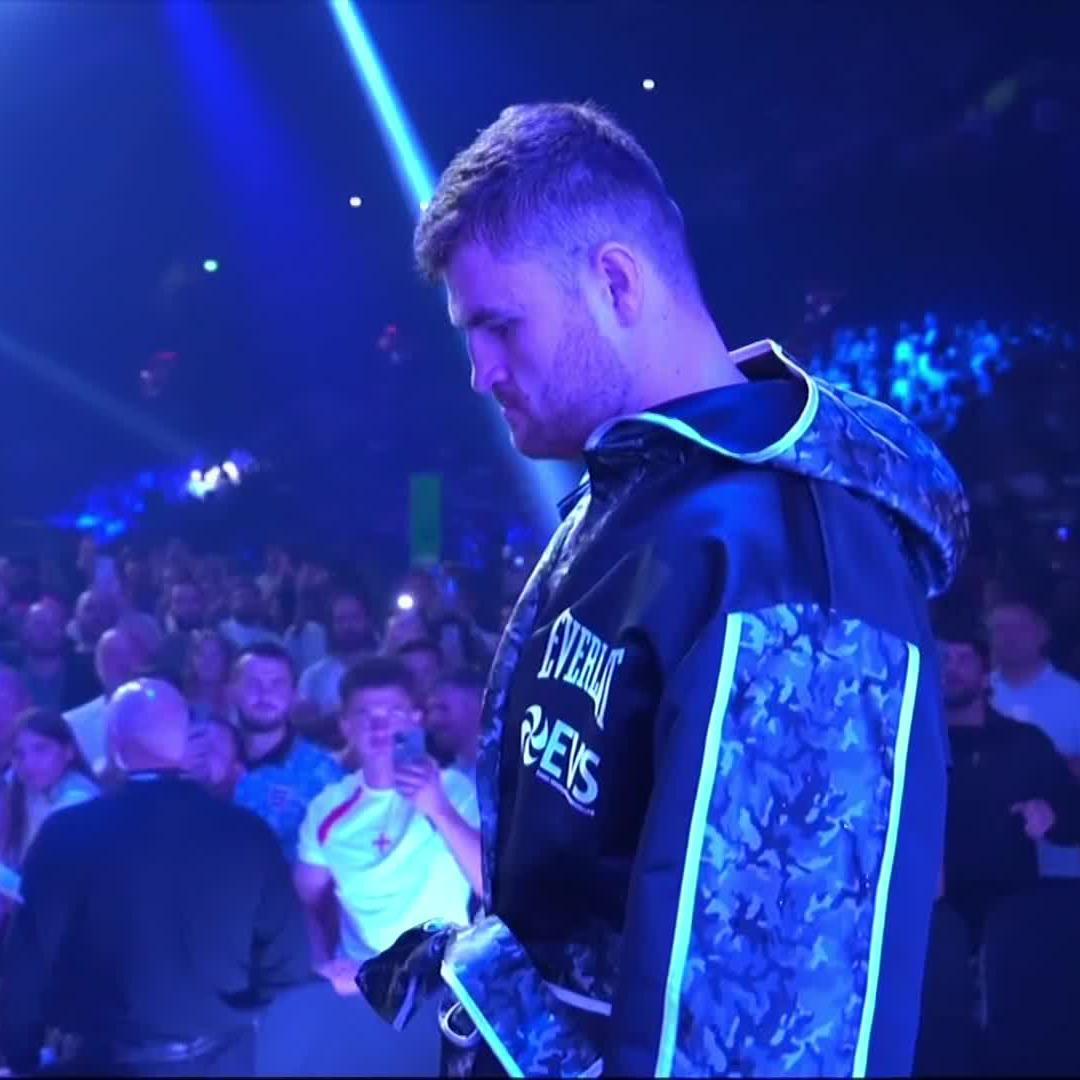 𝘾𝙤𝙪𝙣𝙩𝙧𝙮 𝙧𝙤𝙖𝙙𝙨, 𝙩𝙖𝙠𝙚 𝙢𝙚 𝙝𝙤𝙢𝙚 🎶 Johnny Fisher returns to the Copper Box Arena 🏠 #FisherAllen2 | May 17 | Live on DAZN