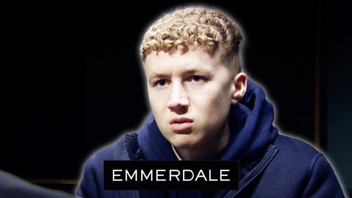 All fingers are pointing towards Noah! 👀 #Emmerdale