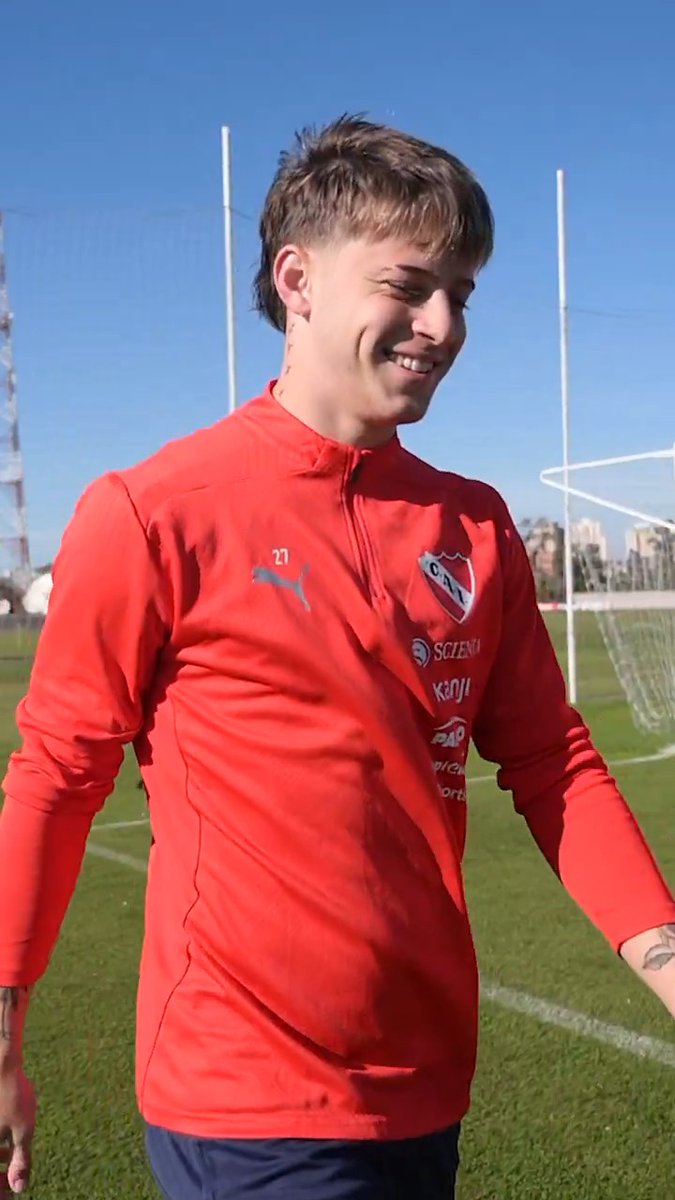 There′s a starman waiting in the sky ✋️ #TodoRojo 🔴