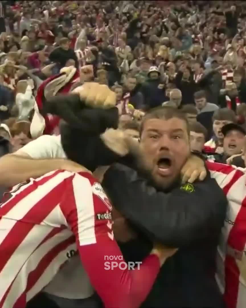 Jeden z nejdůležitějších zápasů pro Sunderland za poslední roky. Poslední akce v prodloužení. A postupový gól. 🔥 Pokud porazí Sunderland ve Wembley i Sheffield United, vrátí se po 8 letech do Premier League.
