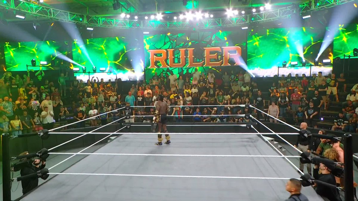 Did Myles Borne | THE KID just see a glimpse of his future? 👀 #WWENXT