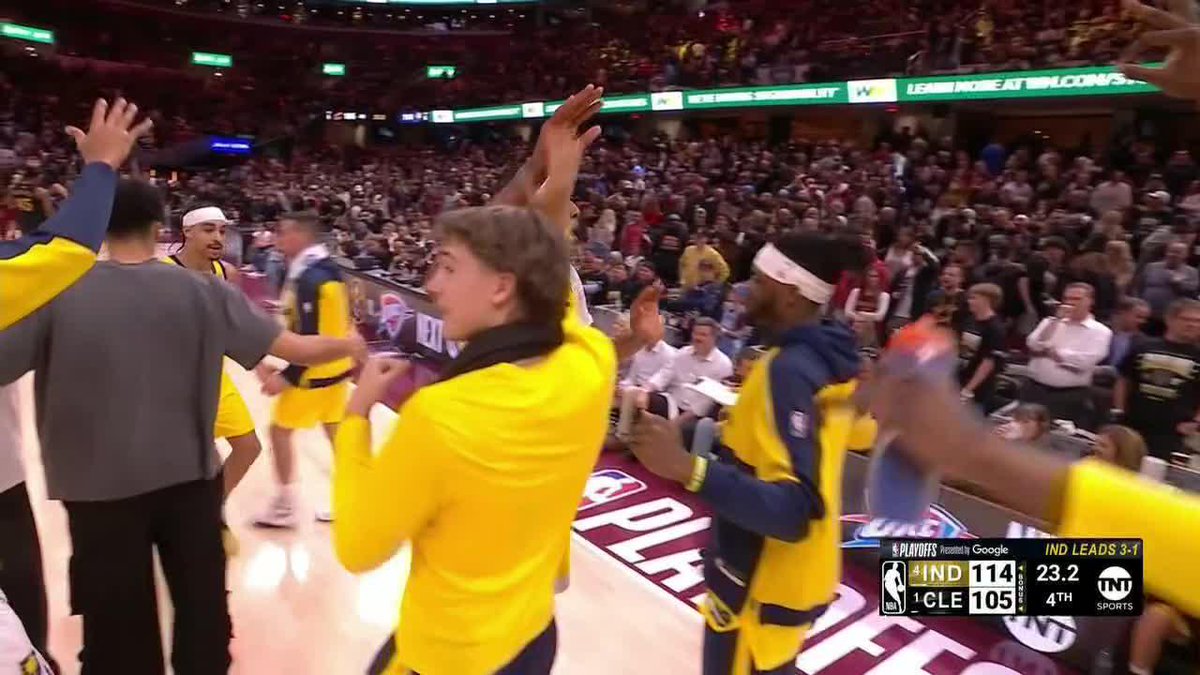 THE DAGGER FROM TURNER 🔥 THE WAVE FROM HALIBURTON 👋 THE PACERS ELIMINATE THE CAVS‼️