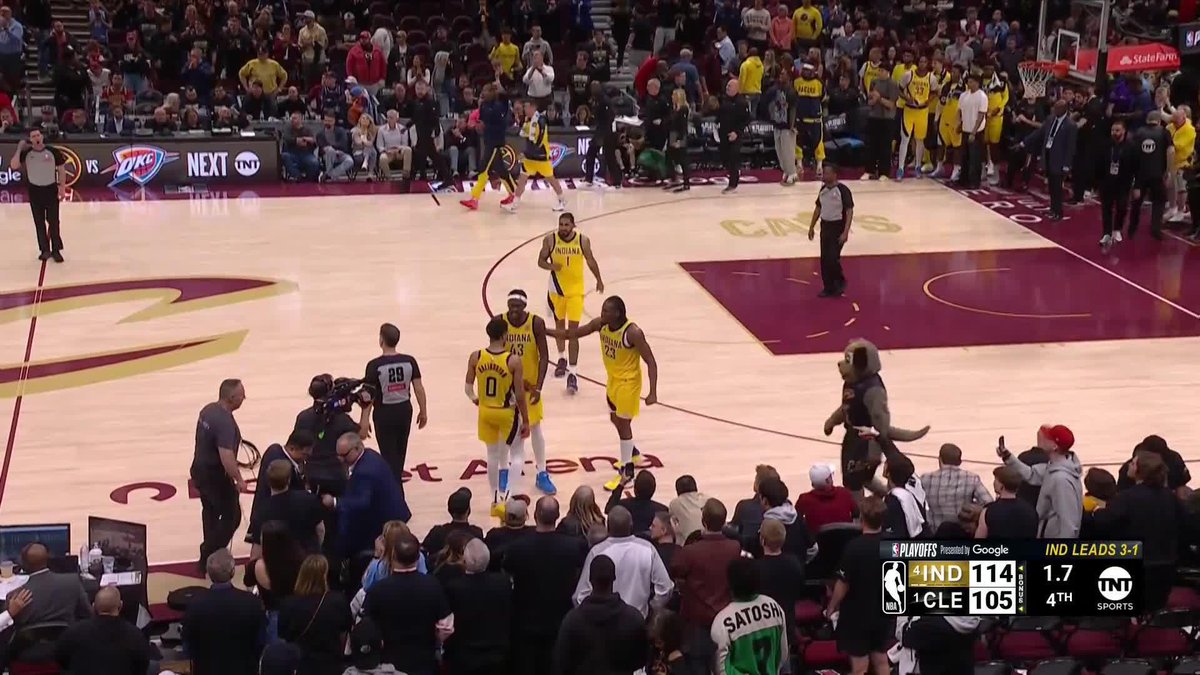 And the buzzer sounds on the series 🚨 PACERS IN 5 🙌