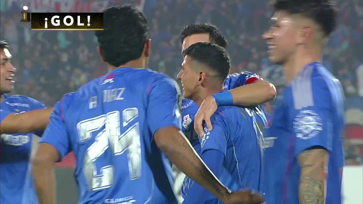 "Universidad de Chile" Porque le rompió bien el ojete por 4-0 a Carabobo por la Conmebol Libertadores. Era obvio que iban a ganar si los otros son bobos, tenían que ganar y cogieron como un toro los chilenos hijos de re mil putas.