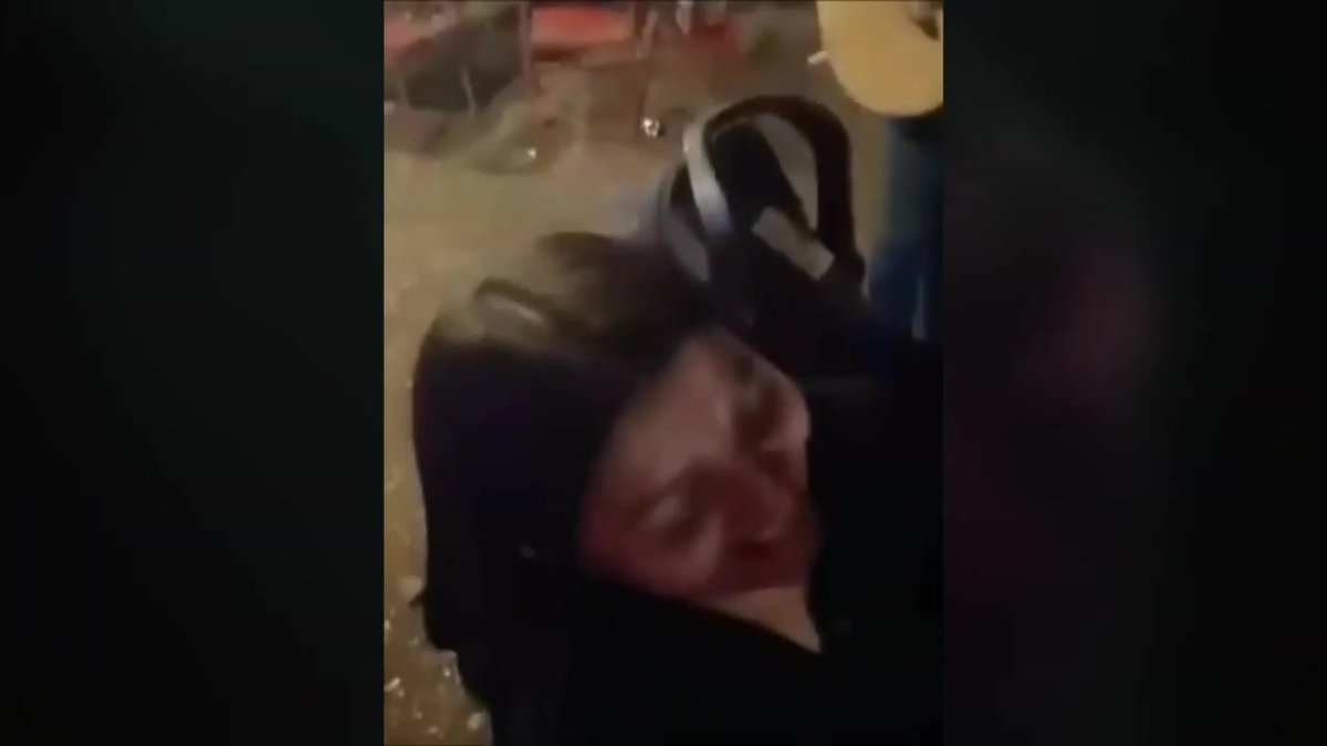 La regidora de #Tequila, Lorena Rodríguez, apareció en un video durante una fiesta escuchando “El Dueño Del Palenque”, la canción más polémica de los Alegres del Barranco. ¿Cuál es su postura? Hablamos con ella. Los detalles a las 10:29 pm por Imagen Televisión.