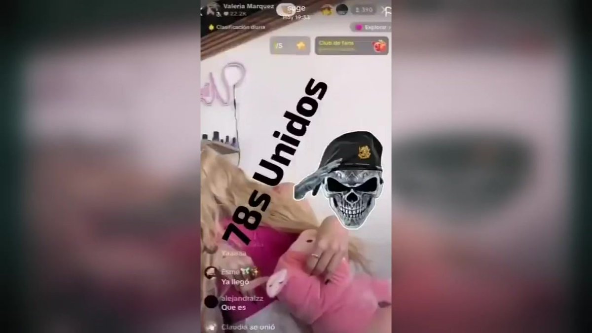 Asesinaron a la influencer Valeria Márquez, de 23 años, mientras hacía una transmisión en vivo dentro de su estética en #Zapopan, #Jalisco. Un hombre llegó en motocicleta, entró al lugar y le disparó con un arma de fuego, de acuerdo con las autoridades:
