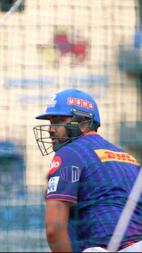 Ready to go again 👊 Ready to give it our all 💯 Ready to #PlayLikeMumbai 💪 #MumbaiIndians