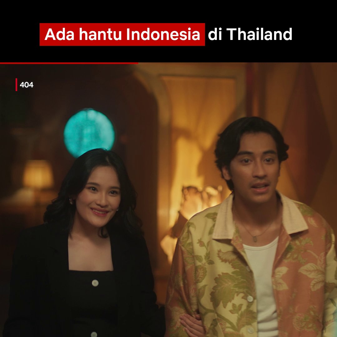 Ketika hantu Indonesia ketemu hantu Thailand.