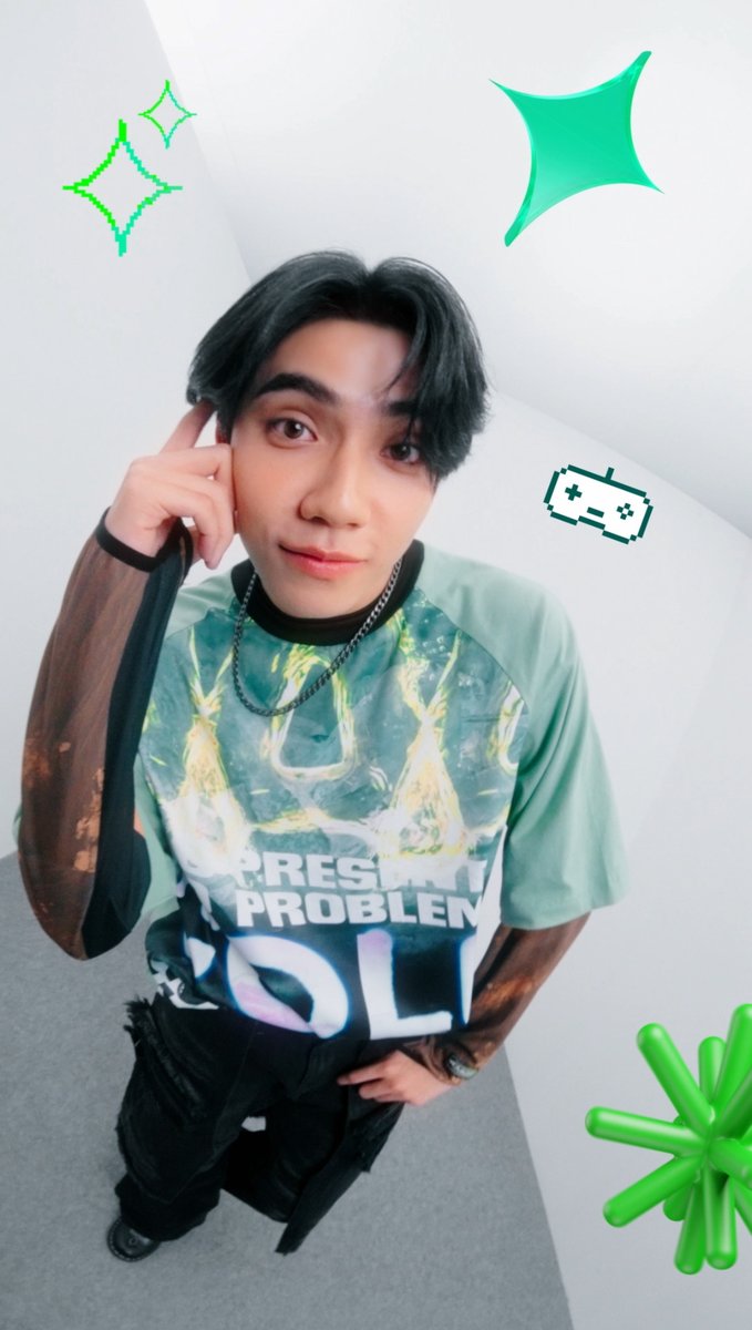 Are you ready to be 💚🏙️🍜 ? #AIS5G