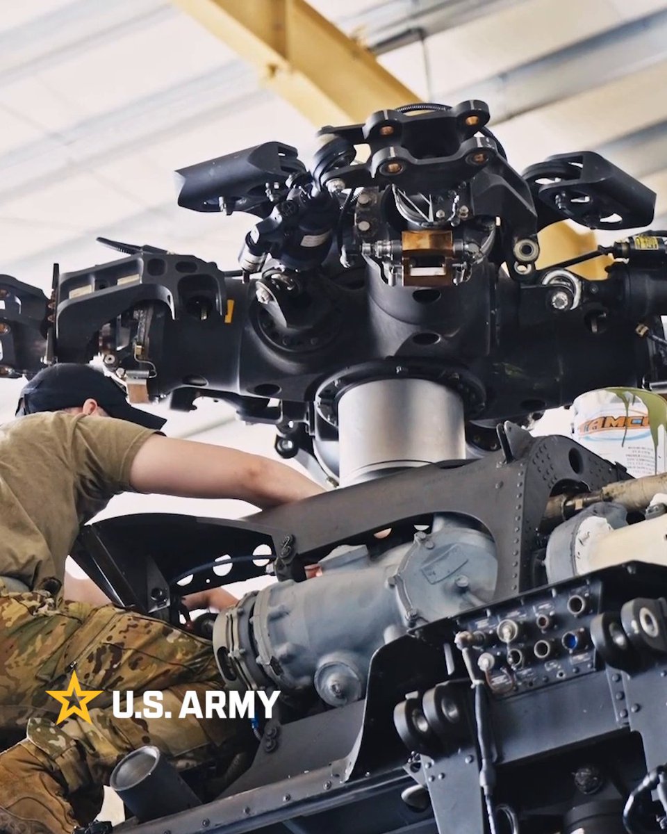 Aviation mechanics work hard on the ground to keep our Black Hawks ready for action. Watch how these Soldiers assigned to the 101st Combat Aviation Brigade, 101st Airborne Div., maintain the unit's UH-60 Black Hawks. 📽️ Staff Sgt. Vincent Levelev, 101st Combat Aviation Brigade