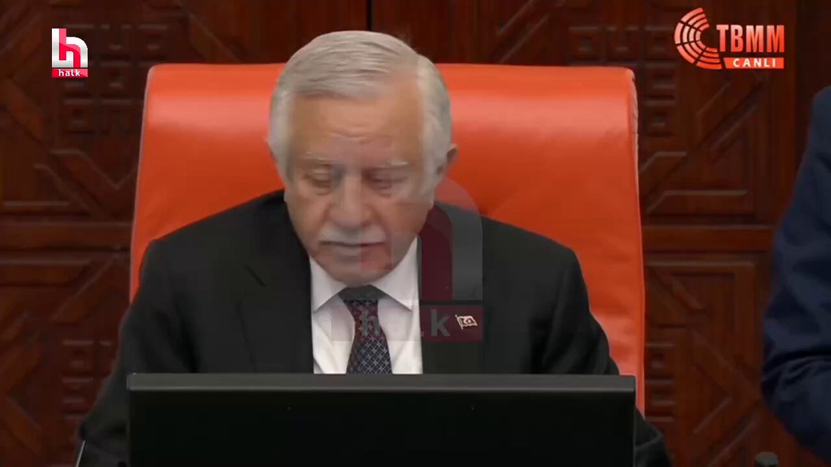SON DAKİKA | TBMM’de muhalefetin engellilerle ilgili verdiği bir önerge yeteri sayıda AKP milletvekili oturuma katılmadığı için muhalefetin oy çokluğuyla kabul edildi. AKP grubu önergenin görüşülmemesi için meclisi terk etti.