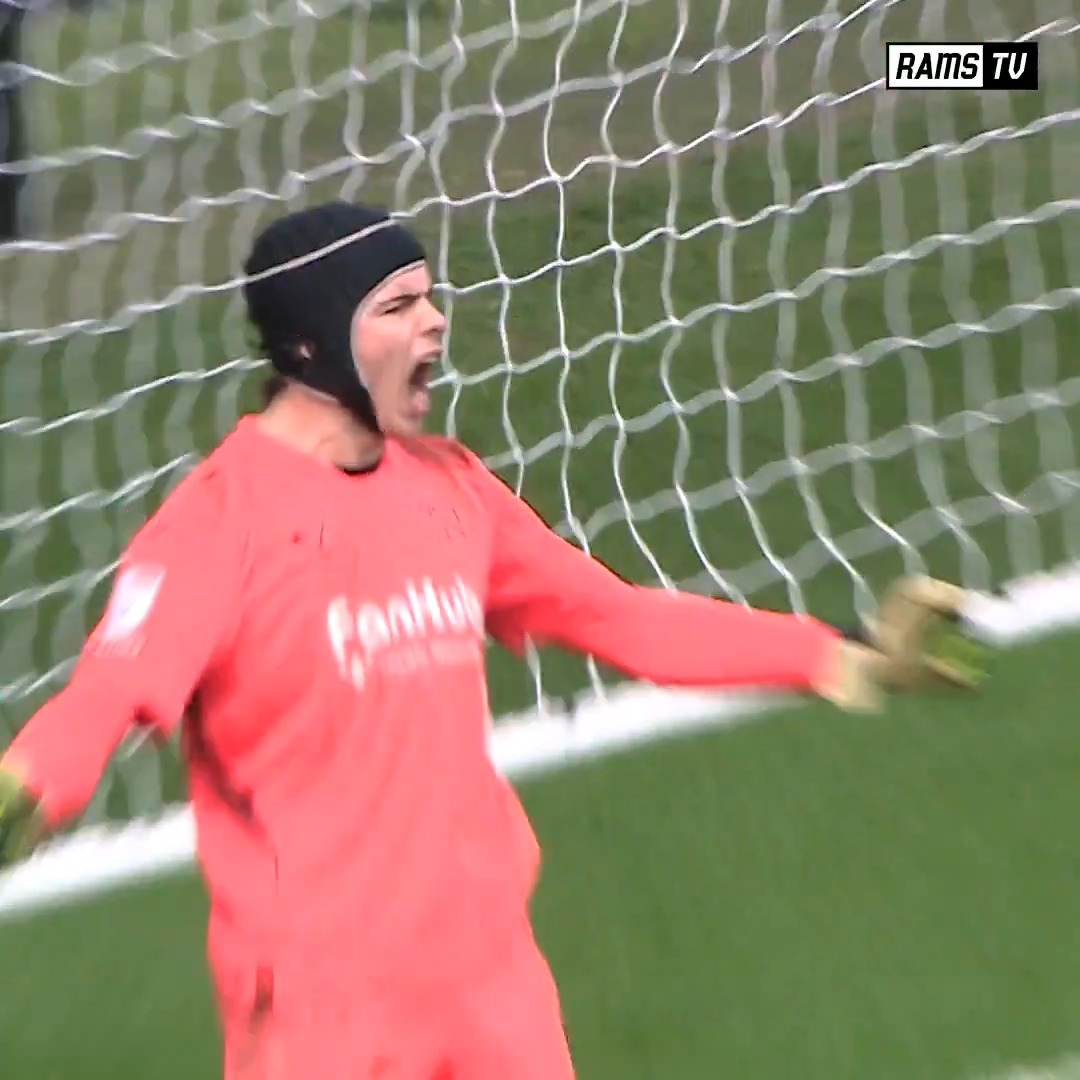 Zetterström 🤝 Vickers The best saves of the 2024/25 season! ⛔