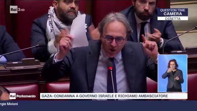 "Presidente Meloni, sono inorridito dall'ipocrisia che non le dà il coraggio di condannare lo sterminio di 18mila bambini a Gaza. Non lo fa per calcolo politico, per non inimicarsi Israele e Washington. Si deve vergognare"