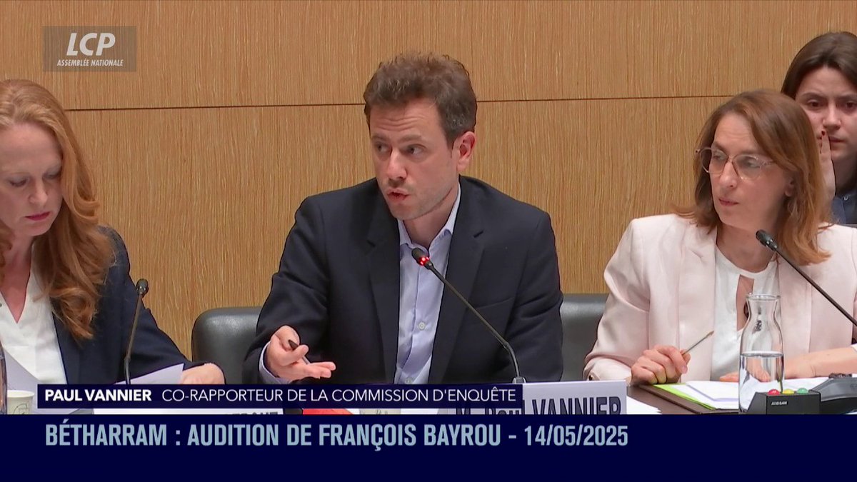 "Chacun garde en mémoire l'image de cette gifle que vous infligez à un enfant le 9 avril 2002 à Strasbourg", dit Paul Vannier à François François Bayrou. "Est-ce que cette conception éducative de la gifle explique votre conduite [par rapport à Bétharram] à l'époque ?" #DirectAN