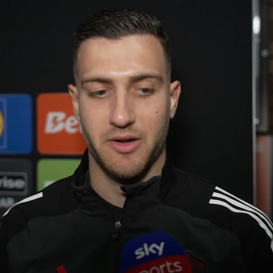 🗣️ "Feeling better every day" Diogo Dalot says that he is working hard to make the Europa League final against Spurs 🔴