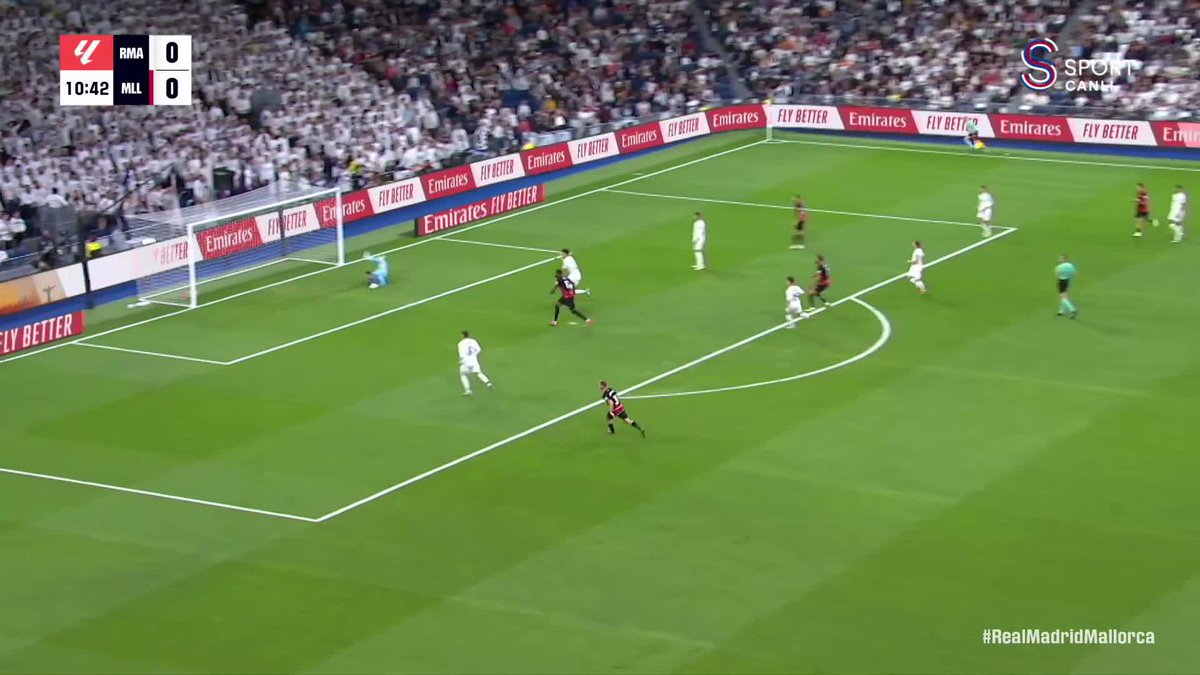 Mallorca, Real Madrid karşısında 1-0 öne geçti. Real kazanamazsa, Barcelona şampiyon olacak.