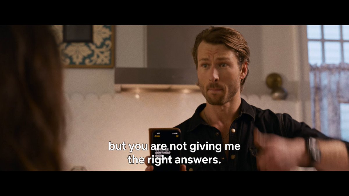 The notes app scene in Hit Man.