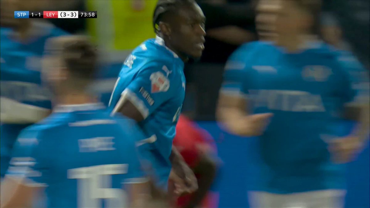 🗣️ "A PRICELESS goal!" Stockport County are right back in this tie! ⚖️