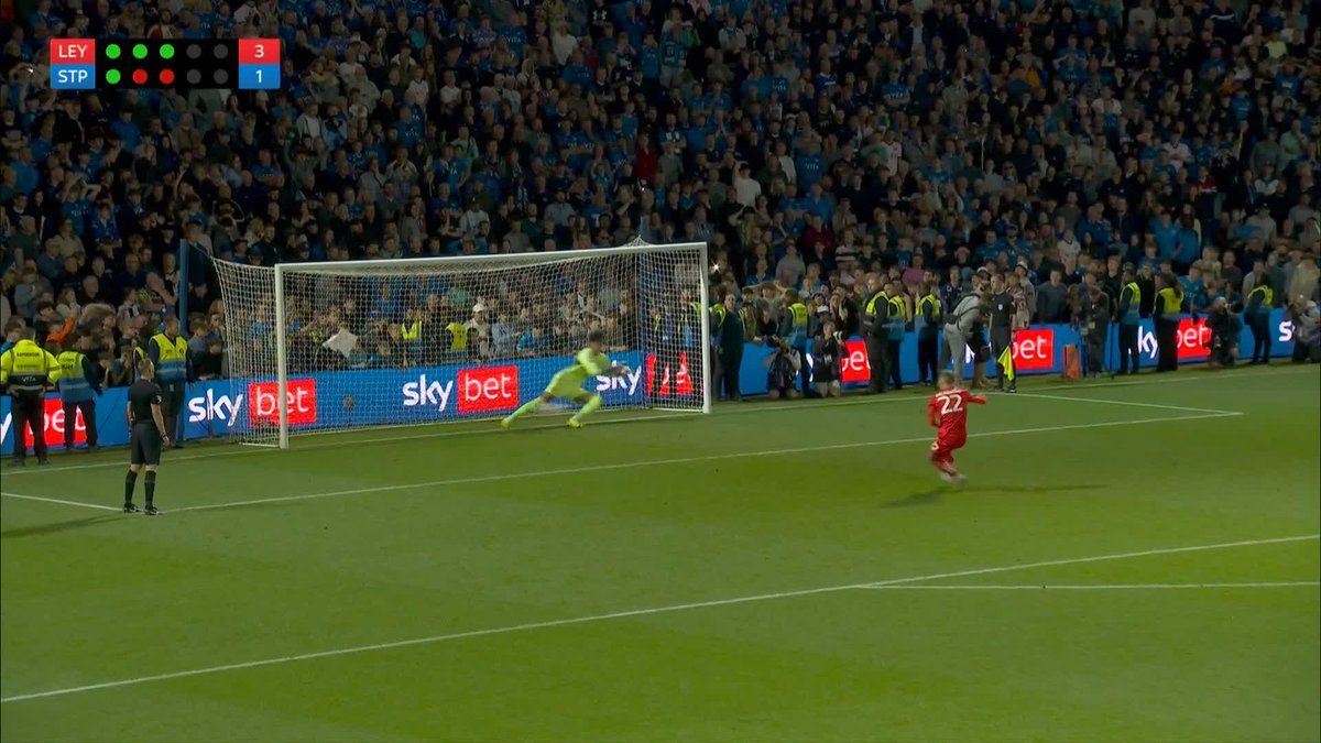 "ABSOLUTE SCENES!" 🤯 Ethan Galbraith slots home the winning penalty and Leyton Orient are heading to Wembley! 🏟️
