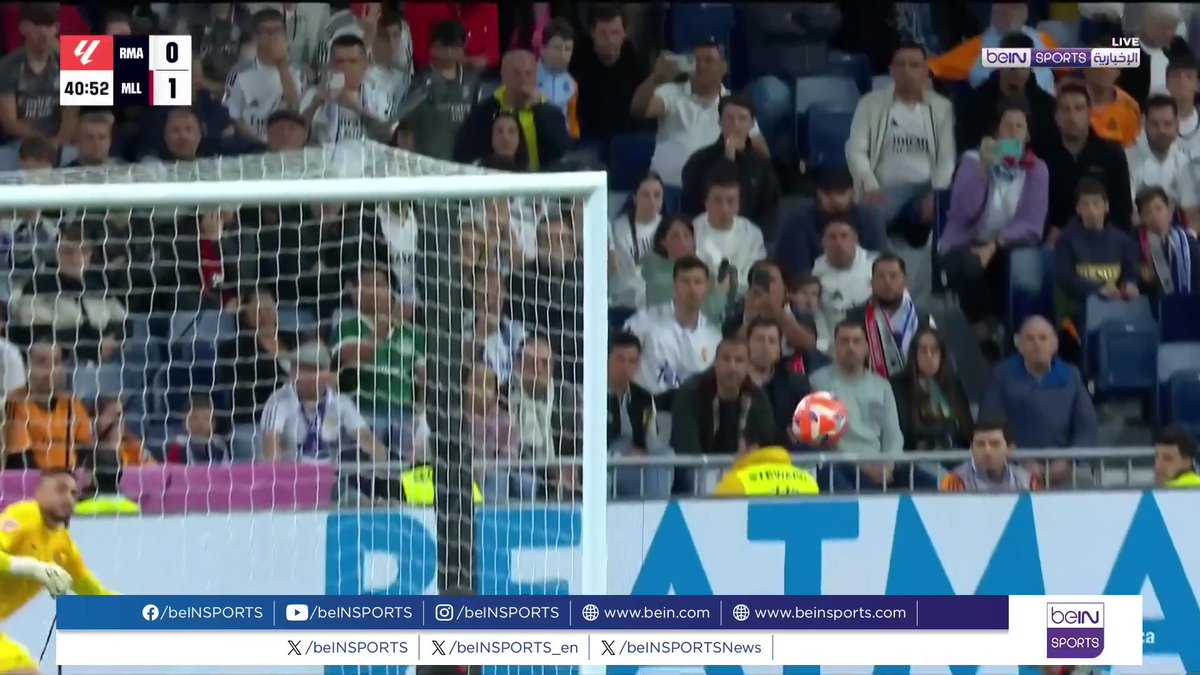🟣🎥 تقرير خاص | حقق ريال مدريد فوزا صعبا على ضيفه مايوركا 2 - 1 لحساب مباريات الجولة السادسة والثلاثين من الدوري الإسباني ليؤجل بذلك الفريق الملكي حسم لقب الدوري 🎙️تقرير | سمير دويدي samir douidi-سمير دويدي