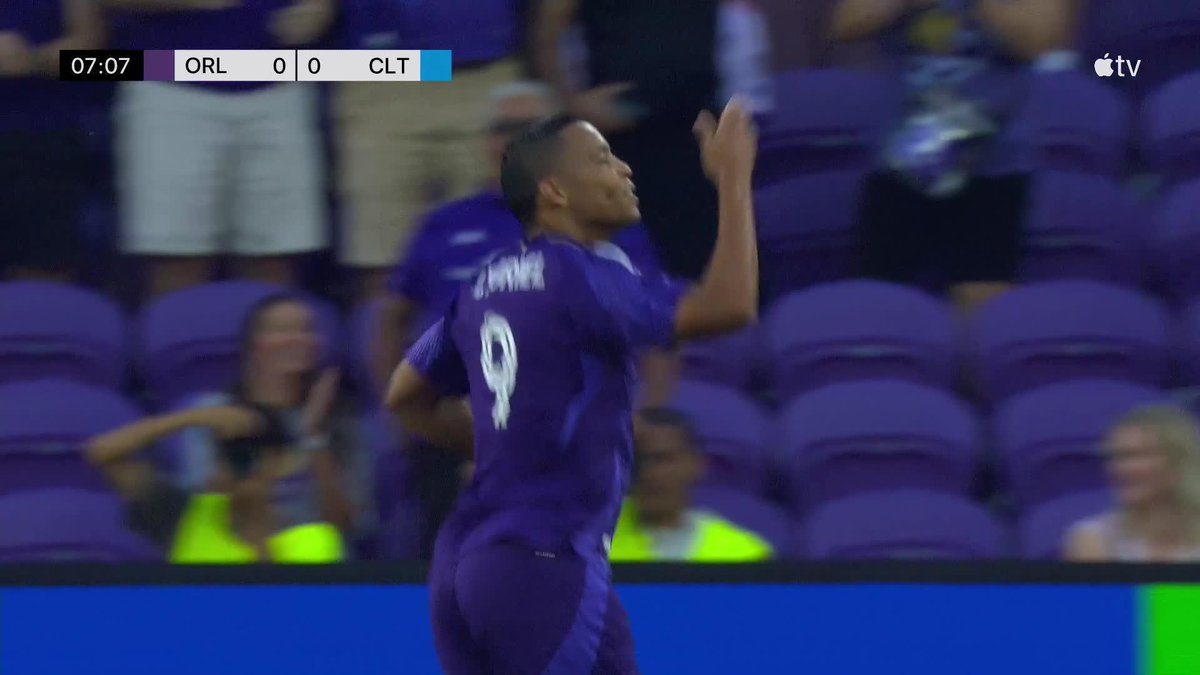 🇨🇴 GOOOL de Luis Fernando Muriel. El colombiano anota el 1-0 de #OrlandoCity ante #CharlotteFC, al 8’ 👀 Es la quinta anotación del delantero en lo que va de la MLS