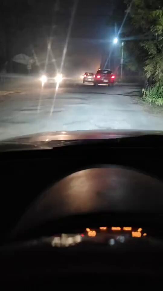 Merlo, a 20 minutos del Obelisco, acaba de quedarse sin luz luego del bombardeo enemigo, las calles quedaron intransitables.