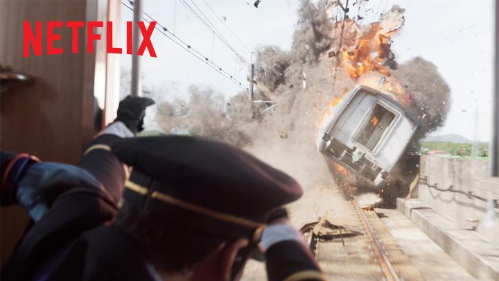 週間TOP10(映画) 3週連続日本1位！ Netflix映画『新幹線大爆破』 VFXに焦点を当てたメイキング映像を公開🚅 本編で印象的な火花を散らして走るはやぶさや、 手に汗握るシーンの数々がどのように生まれたのか。 その過程を、スタイリッシュに映し出す。 #新幹線大爆破 #走り続けろ