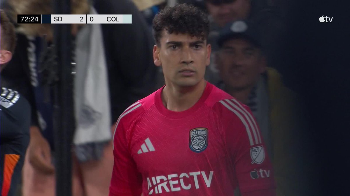CJ dos Santos with the penalty save to maintain the San Diego FC clean sheet! 😤