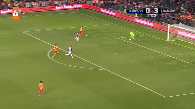 🤯 Ismail Jakobs'un finaldeki inanılmaz deparı.