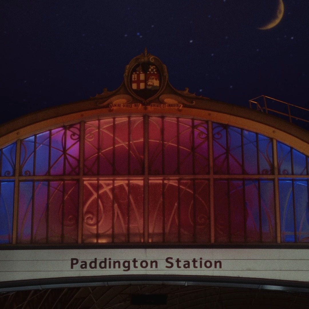 Book NOW for Paddington The Musical! 🎉 Bringing one of Britain’s best-loved characters to life on stage, this brand new production at the Savoy Theatre is packed with irresistible songs, dazzling choreography and... marmalade sandwiches 🥪 Tickets on sale here - 🎫 #PaddingtonTheMusical