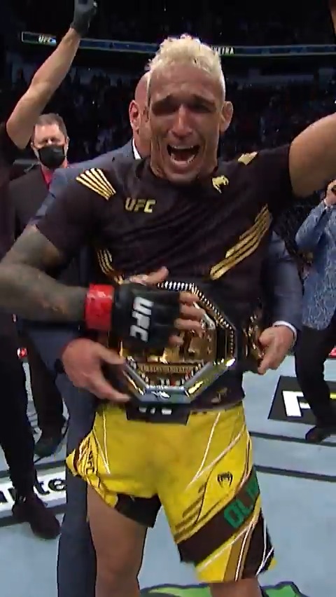 The Champion Has a Name! #OnThisDay in 2021: Charles 'DoBronxs' Oliveira KO'd Michael Chandler to win UFC gold 🏆 🇧🇷 Watch in full on UFC FIGHT PASS 📺