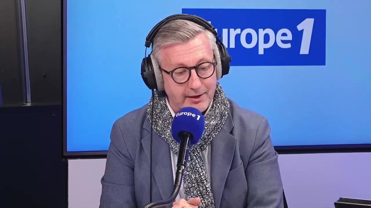 Le mois de mai sans tondeuse : "Ils peuvent venir me mettre des amendes , je m'en fiche" déclare notre journaliste Christophe Bordet dans #PascalPraudEtVous sur #Europe1