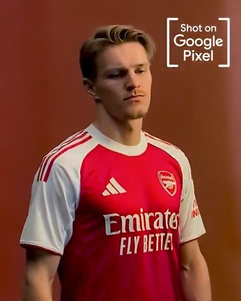 The Arsenal 25/26 home kit shoot 🤩 Shot on Google Pixel 🤳