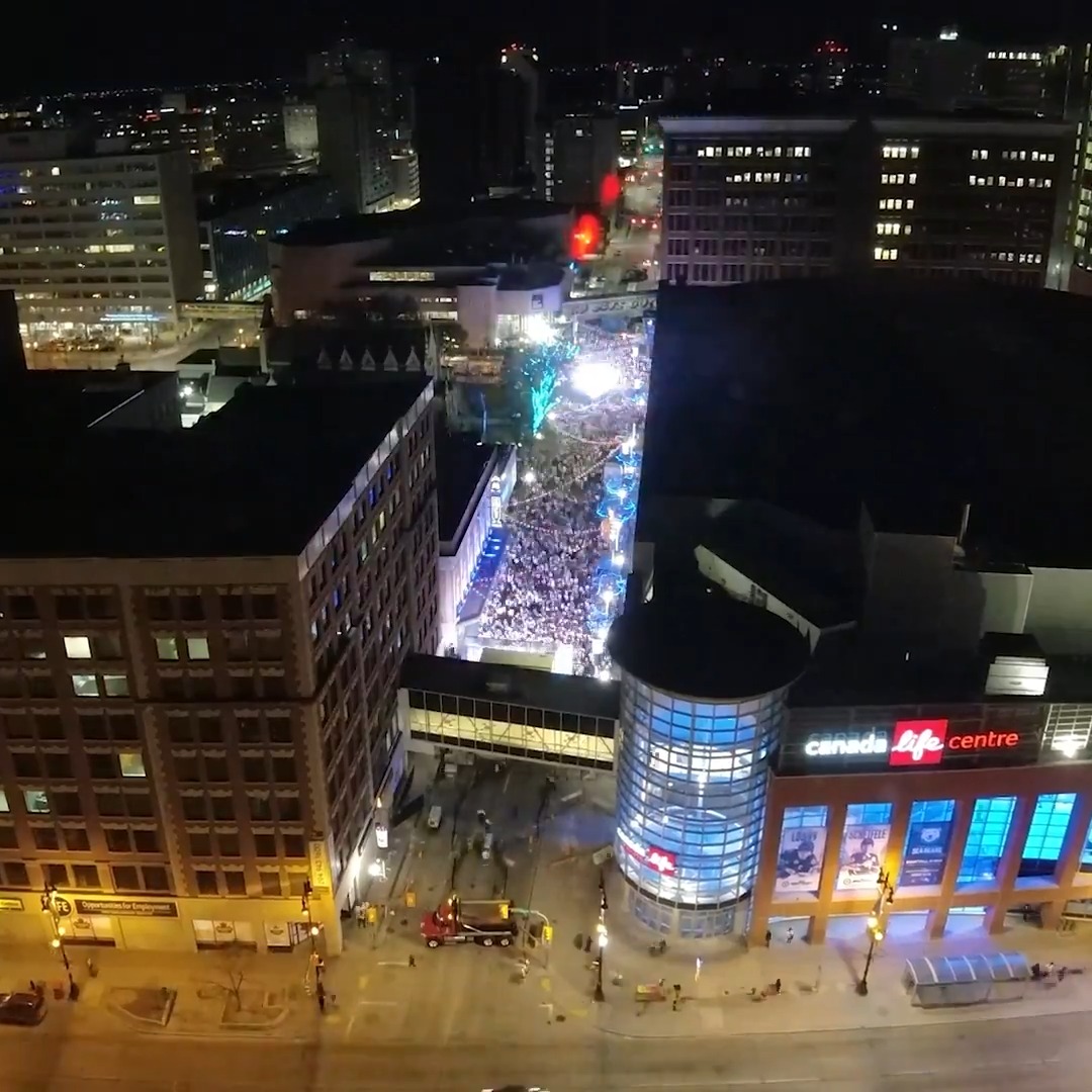 24 hours at the Street Party in 60 seconds ⏰ ❄️