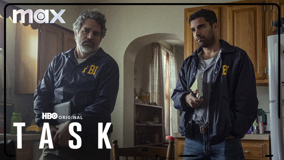 Mantén a tu familia cerca y a tu equipo de trabajo más cerca. Del creador de Mare of Easttown, protagonizada por Mark Ruffalo y Tom Pelphrey, #Task llega en septiembre.
