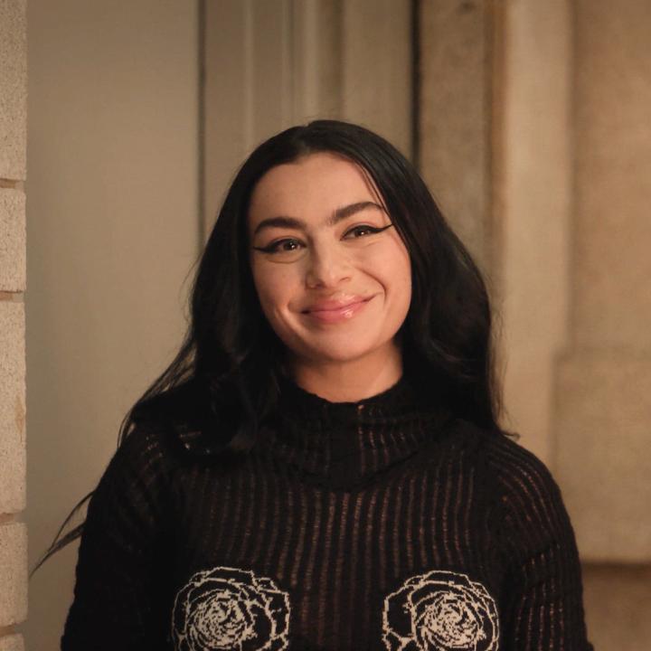 Charli xcx in Benito Skinner’s ‘OVERCOMPENSATING’ Now streaming on Prime Video.