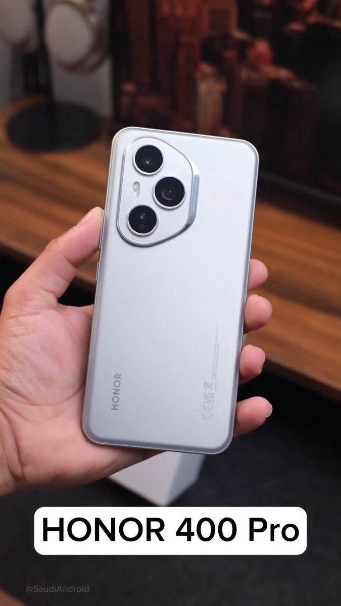فتح صندوق هاتف هونر 400 برو📱 🛡️مقاومة السقوط SGS 📱شاشة أوليد 5000nits 📷كاميرا AI بدقة 200MP ⚙️معالج SD 8 Gen3 💾 رام 12 ذاكرة 512 🌊مقاومة الماء IP69 🔋بطارية 6000mAh 🔊 ستريو 📶eSIM 🛜iR 🔌شاحن 100W ✨ميزات الذكاء الاصطناعي HONOR AI اللون: رمادي قمري🩶 #HONOR400Pro