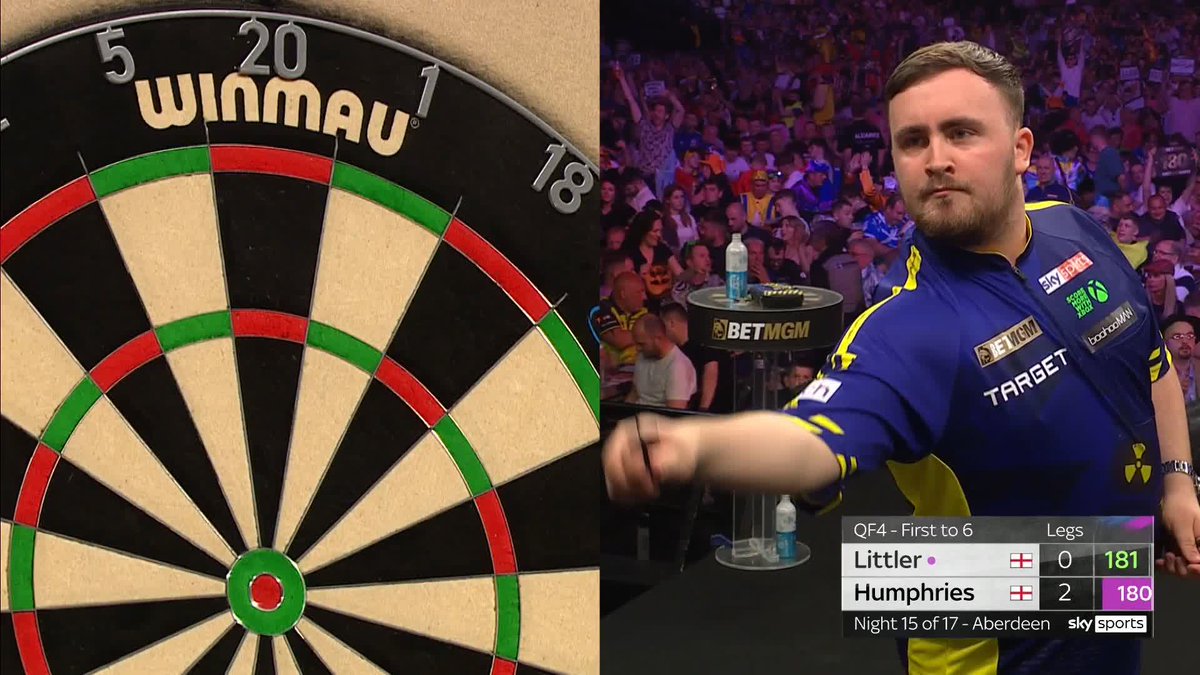 Luke Littler SMASHES in a 10-dart leg against Luke Humphries! 🔥