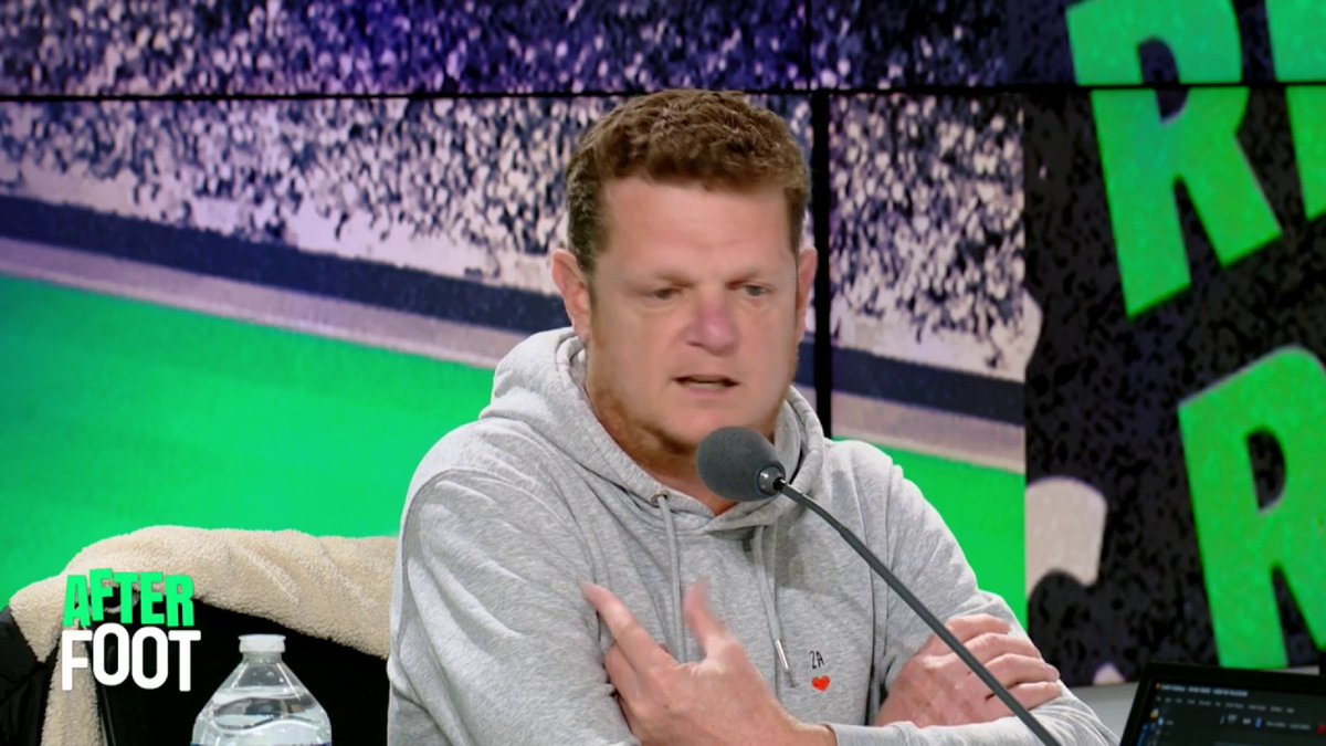 🗣💬 Aymeric Le Meigner, supporter historique du PSG privé de finale de C1 : "C'est un mode de vie quand on est ultra. C'est une vie dévouement. Ce sont des sacrifices de vie de famille. Si je ne vais pas là-bas, cette C1 ne comptera pas. J'ai pleuré comme un môme"
