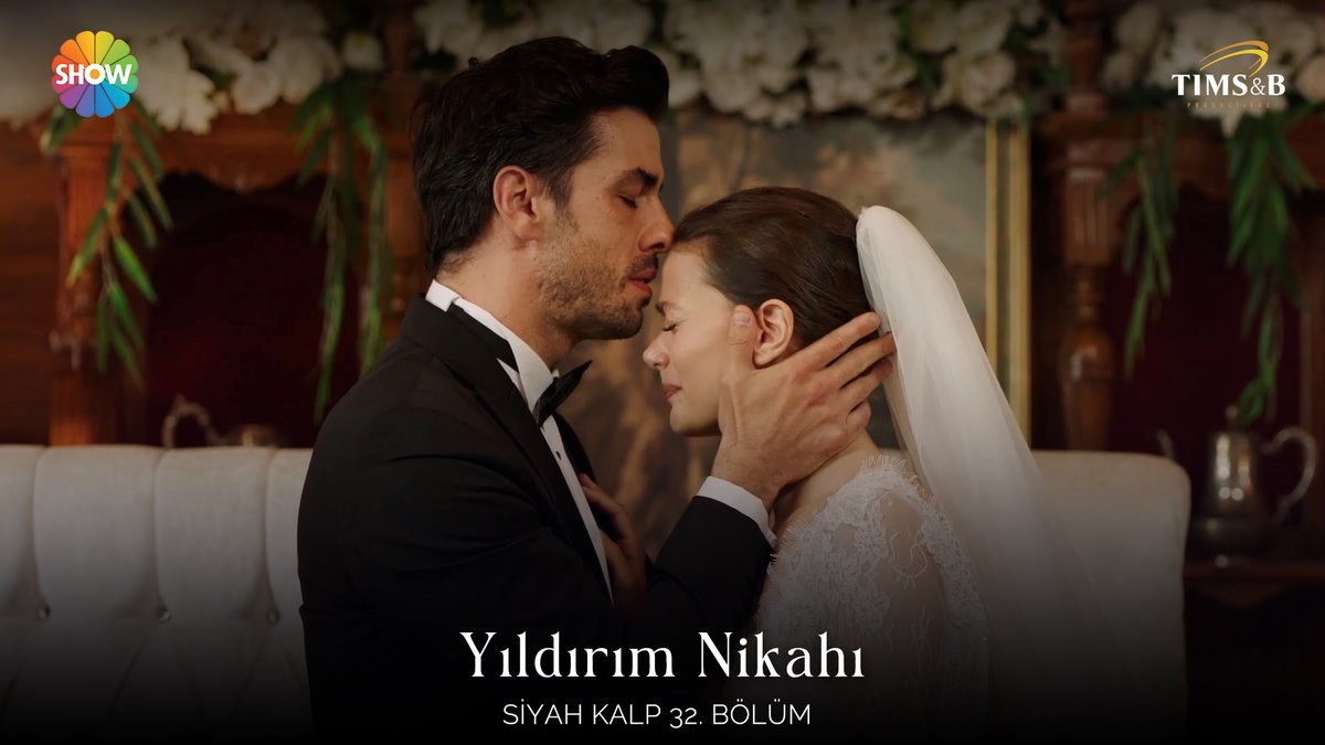 Sevilay ve Nuh evlendi. 🥹 #SevNuh #SiyahKalp @showtv @timsandb