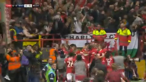 Charlton Athletic look like they're heading to Wembley... WHO ELSE but Matty Godden! ๐ด ๐ฅ