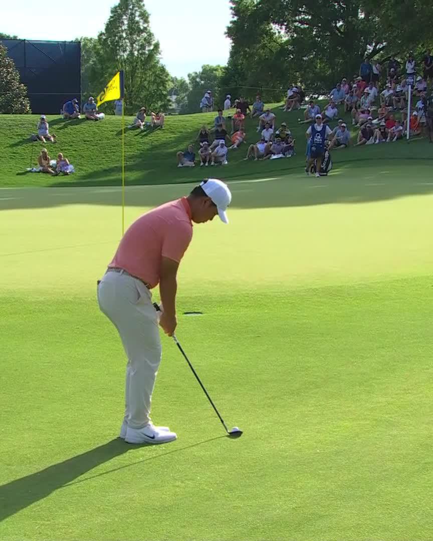 Making it look easy 😮💨 Tom Kim chips in for eagle to move two back of the lead PGA Championship.