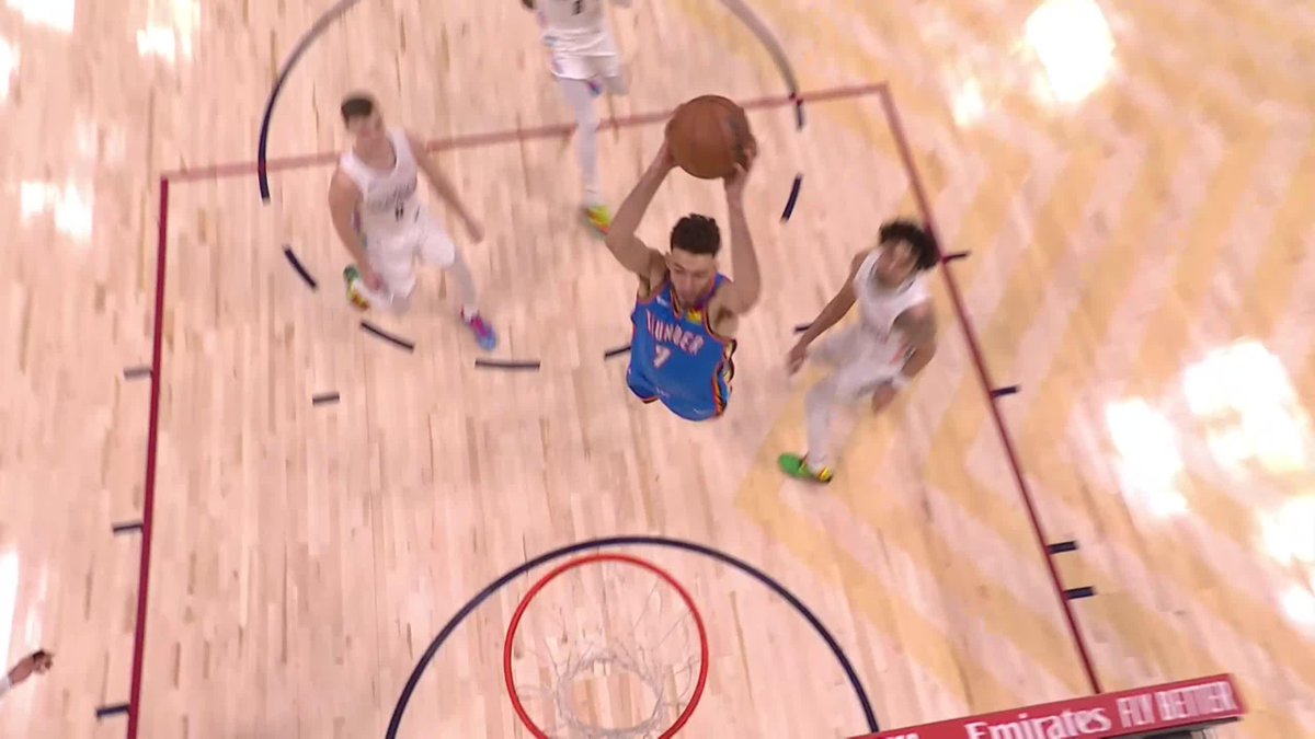 JDUB TO CHET ⚡ OKC with the steal and the slam off the inbound!