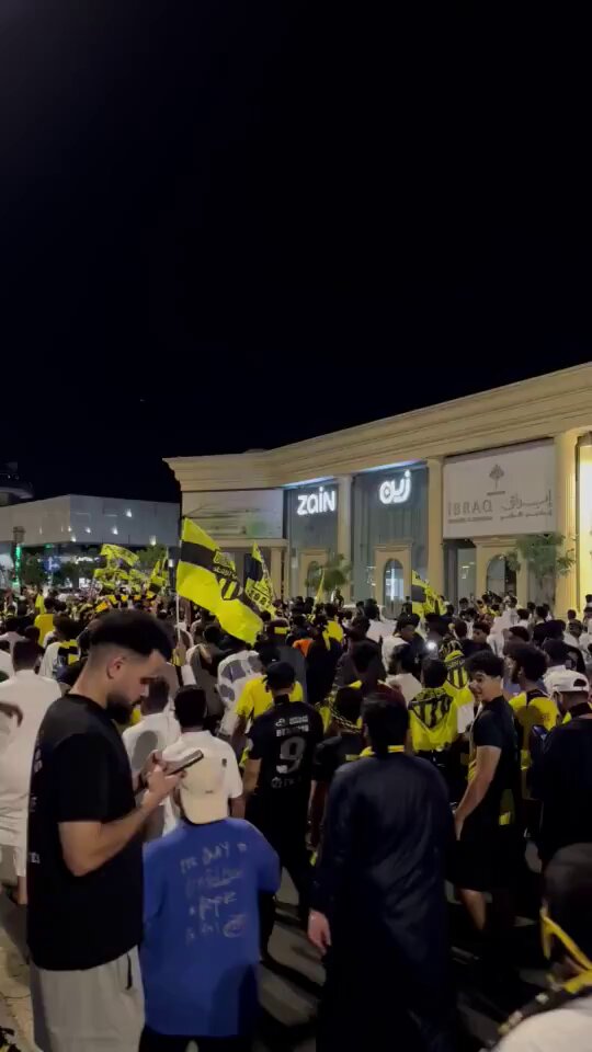 طيب والله قناعة تامة ان عدد جمهور الاتحاد في المدينة المنورة اكثر من جمهور الاهلي في جدة