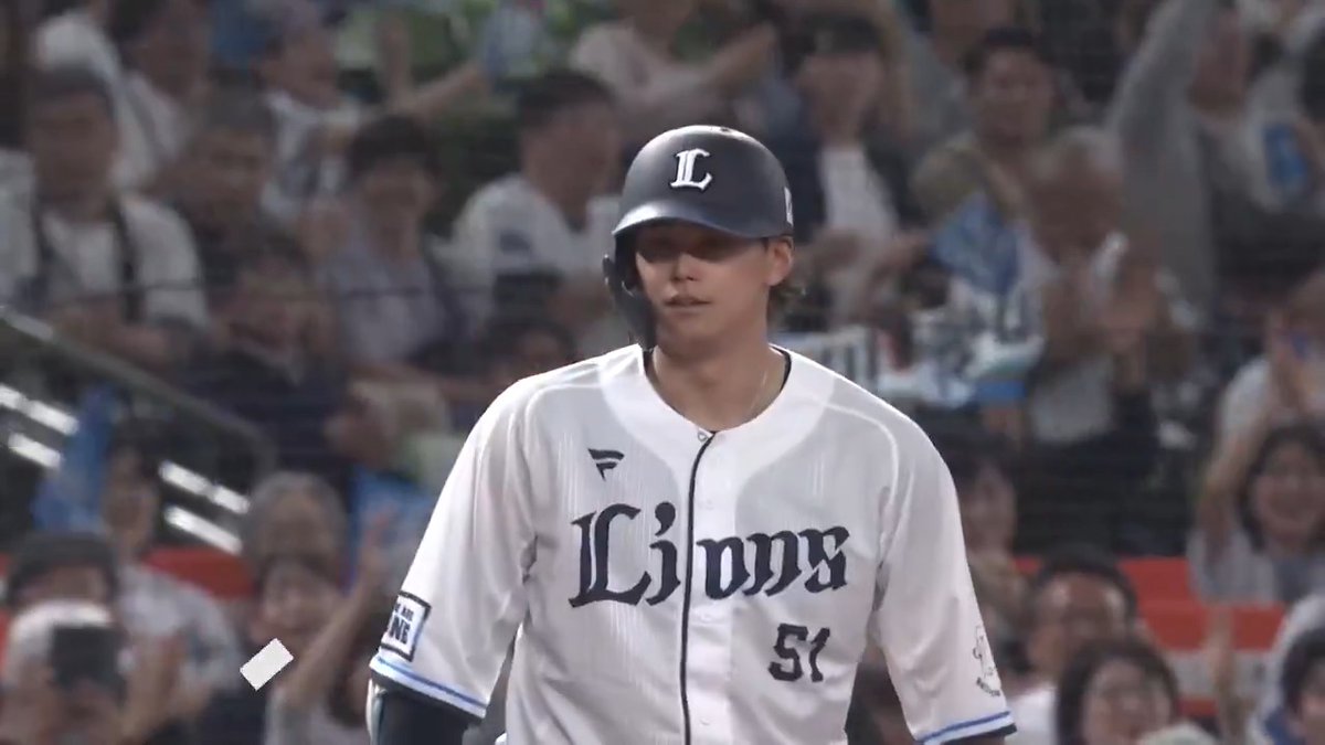 埼玉西武 #西川愛也 選手のタイムリー3ベースヒットで点差を広げる‼️ #seibulions 👇ライブ配信はこちら