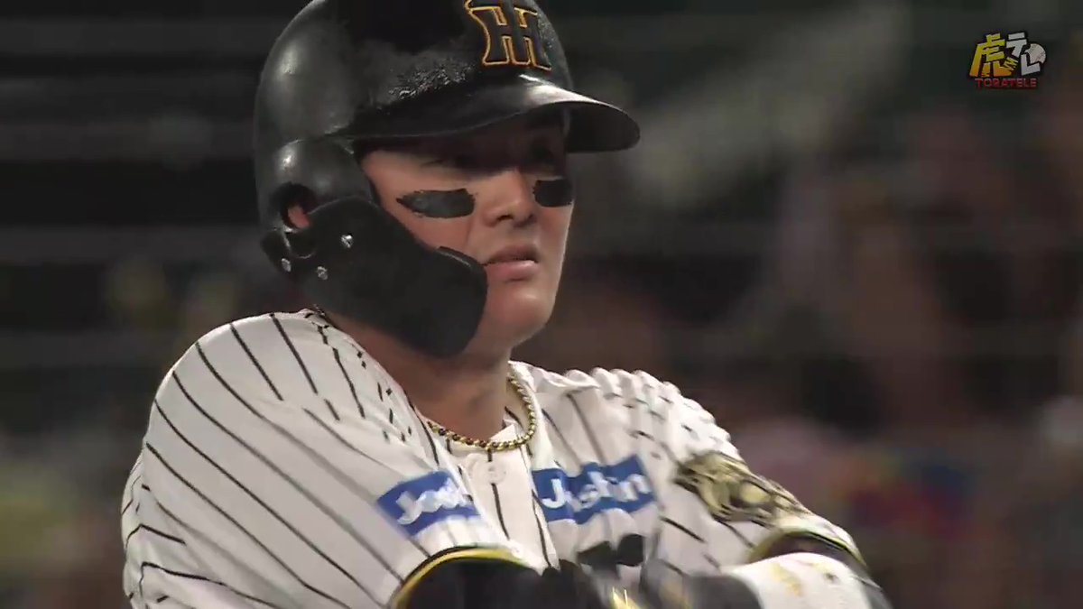7回裏、前川選手が反撃の狼煙を上げるタイムリーヒット！