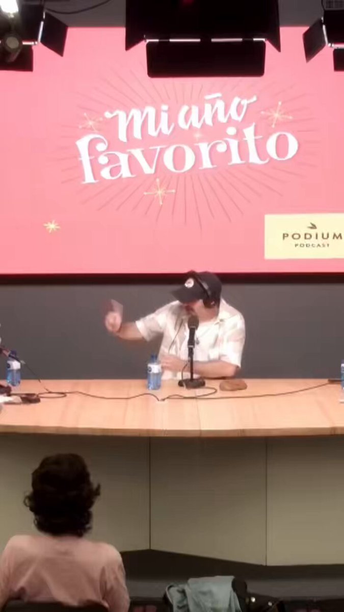 No sabéis lo mal que lo pasa el pobre… #MAF1895
