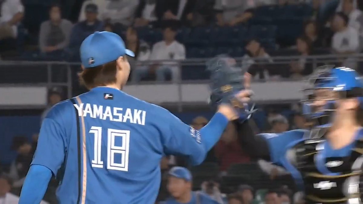 自身8⃣年ぶりの完封勝利をかざる👏✨✨ #山﨑福也 #lovefighters 7/6(日)マイメロディ・7/13(日)クロミがエスコンフィールドに登場!